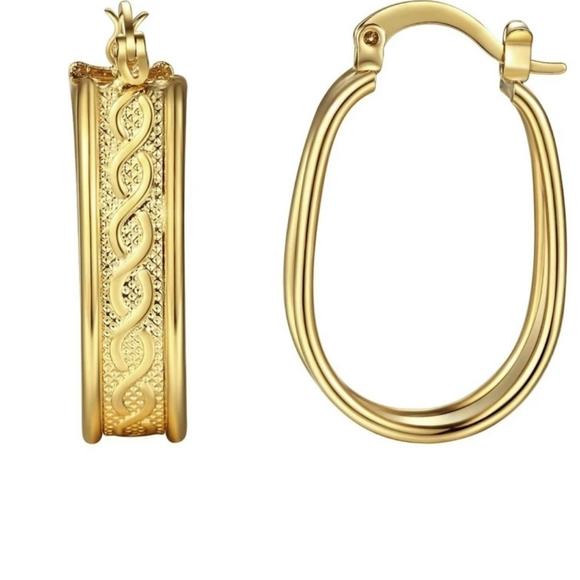 🎀14k Turkish Oval Hoops - Picture 6 of 6